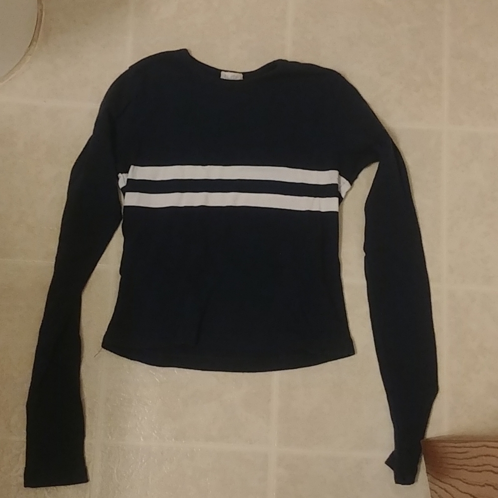 Blue and white cropped tshirt with stripe